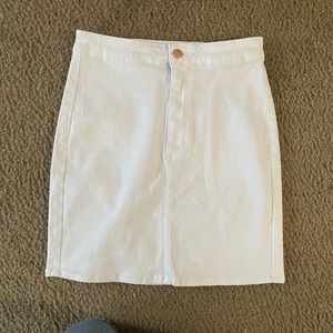 Guess white denim skirt